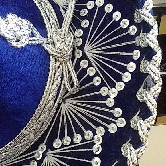 🔥 ***DONATED*** BUNDLE ONLY! SALAZAR YEPEZ Hat🔥 - Picture 3 of 7